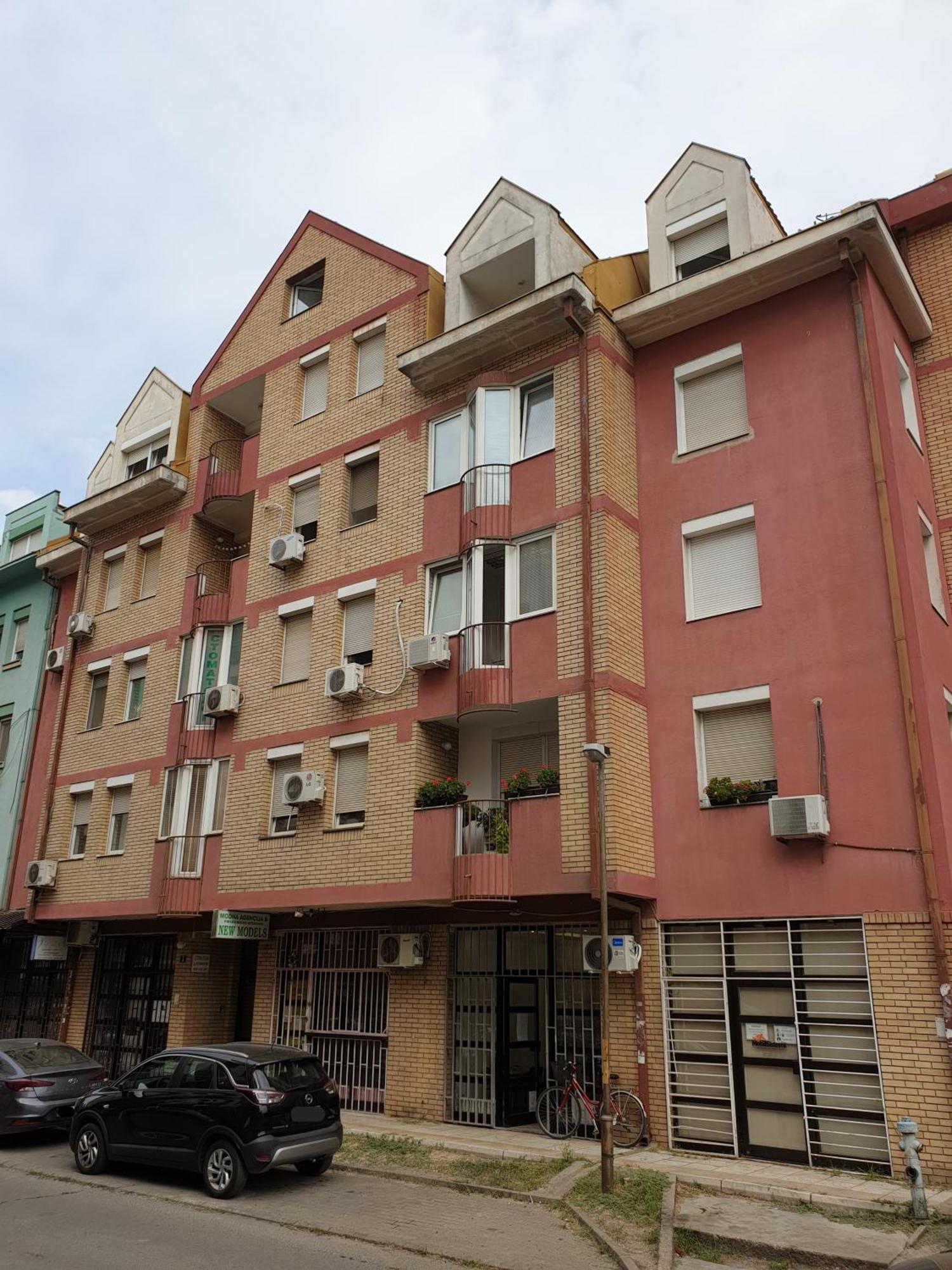 Podbara Center Lägenhet Novi Sad Exteriör bild